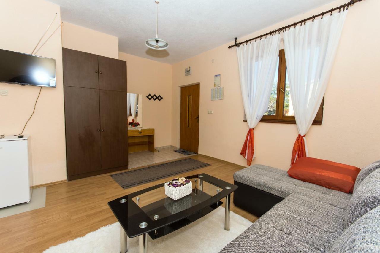Apartmani A.Teskera Trogir Exterior foto